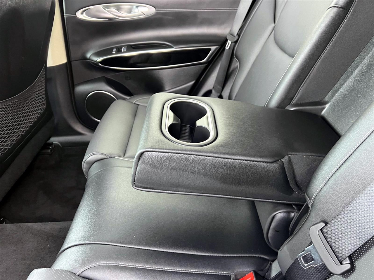 Genesis GV70 2.5T AWD 2025