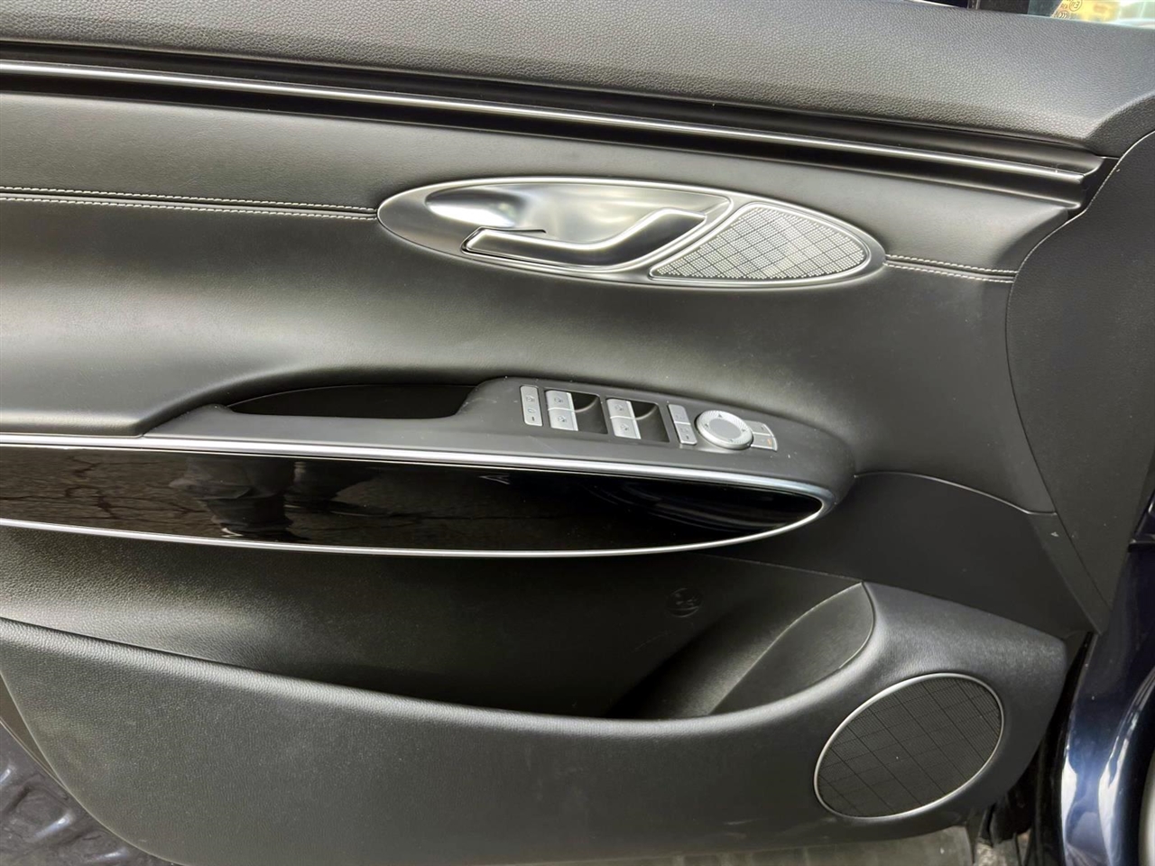 Genesis GV70 2.5T AWD 2025