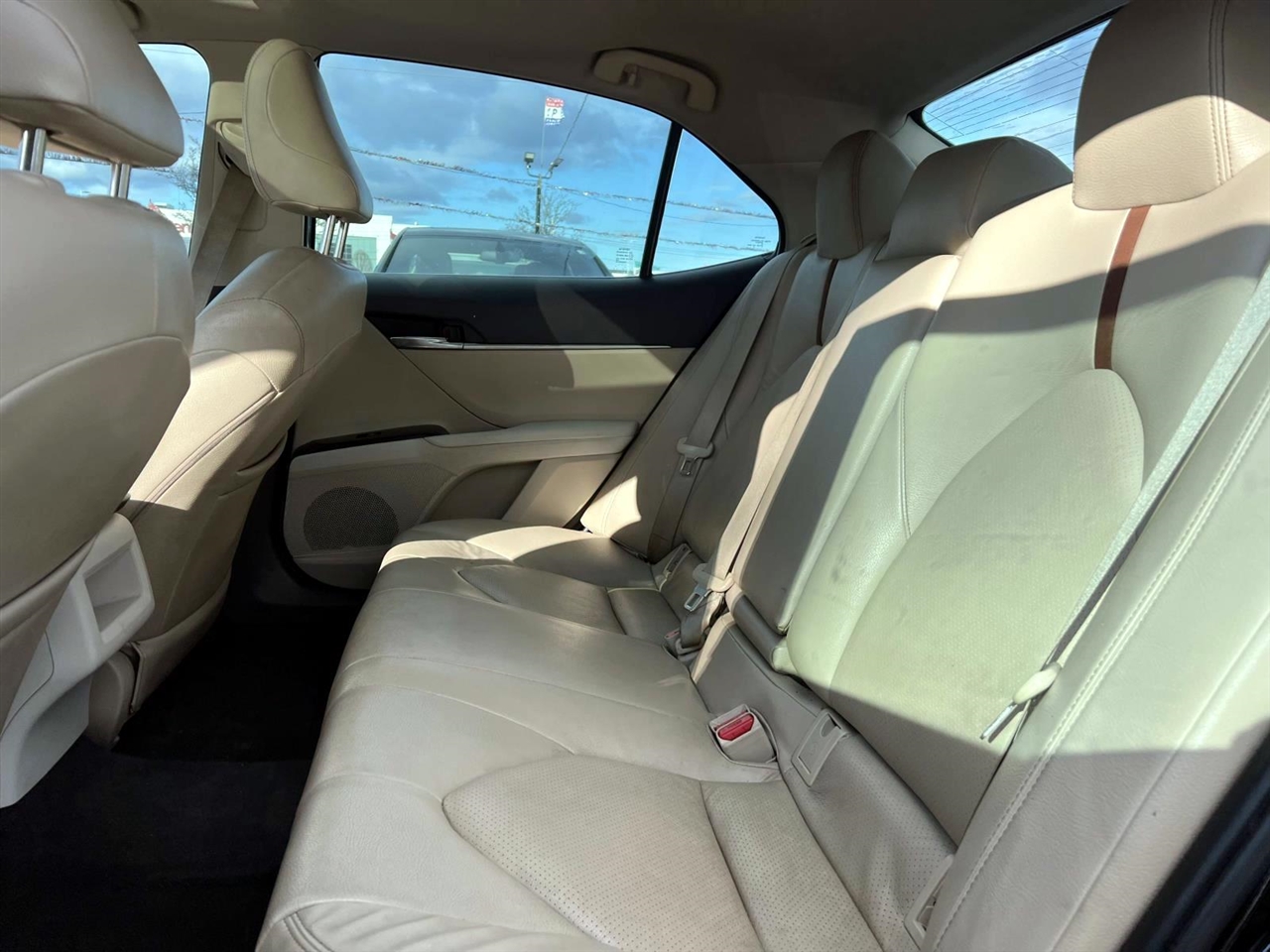 Toyota Camry XLE Auto (Natl) 2018