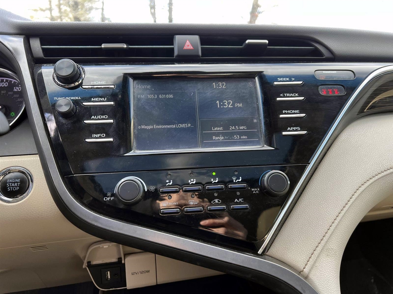 Toyota Camry XLE Auto (Natl) 2018