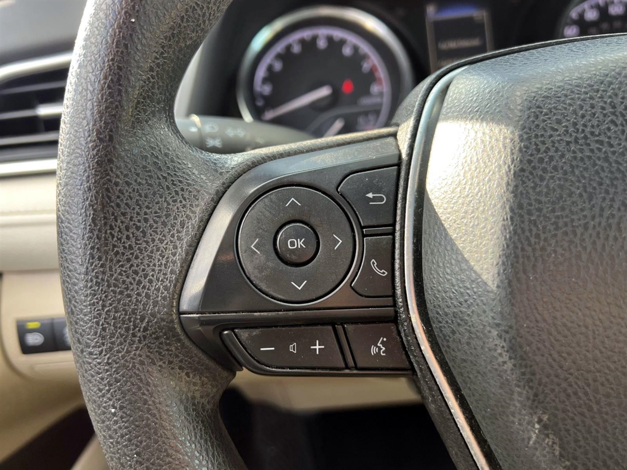 Toyota Camry XLE Auto (Natl) 2018