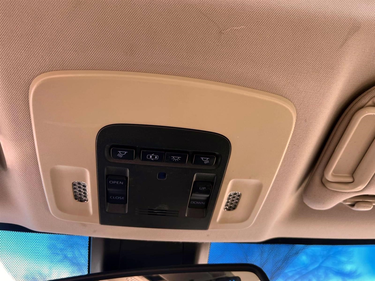 Toyota Camry XLE Auto (Natl) 2018