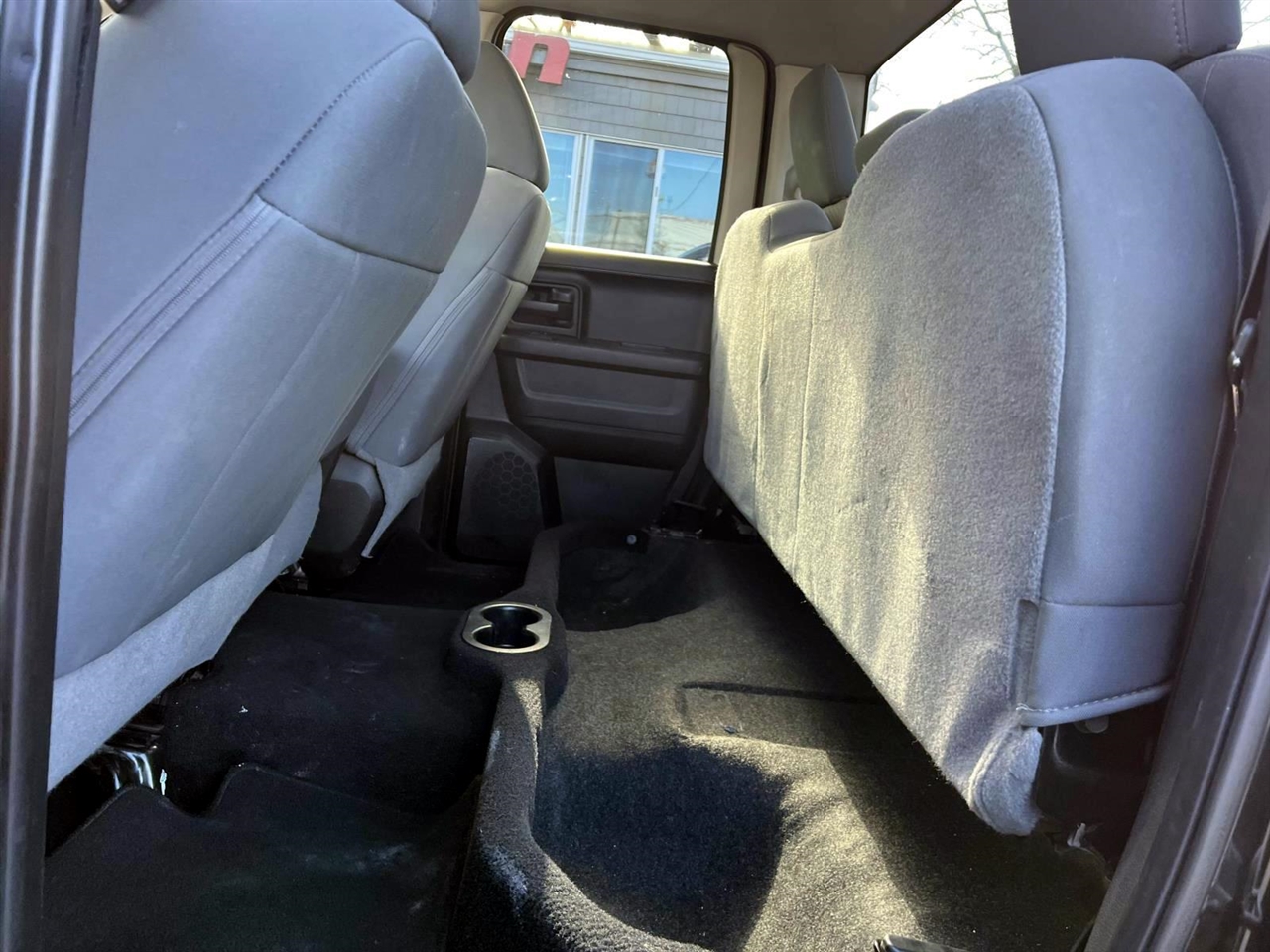 RAM 1500 Express 4x4 Quad Cab 6'4" Box 2018