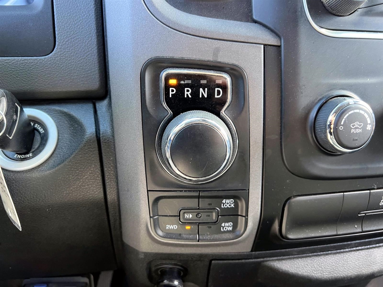 RAM 1500 Express 4x4 Quad Cab 6'4" Box 2018