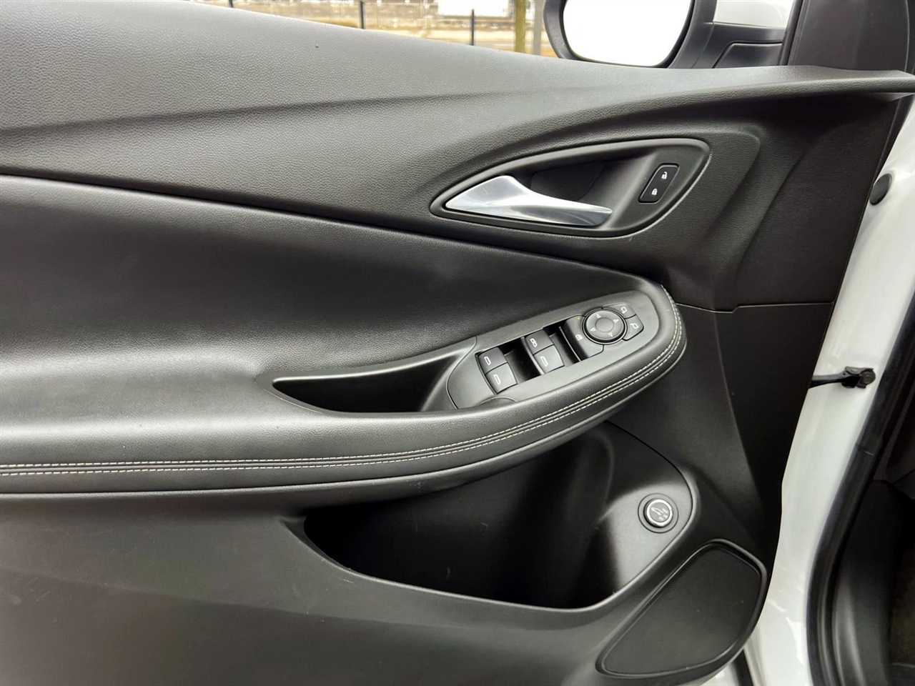 Buick Encore GX FWD 4dr Select 2022