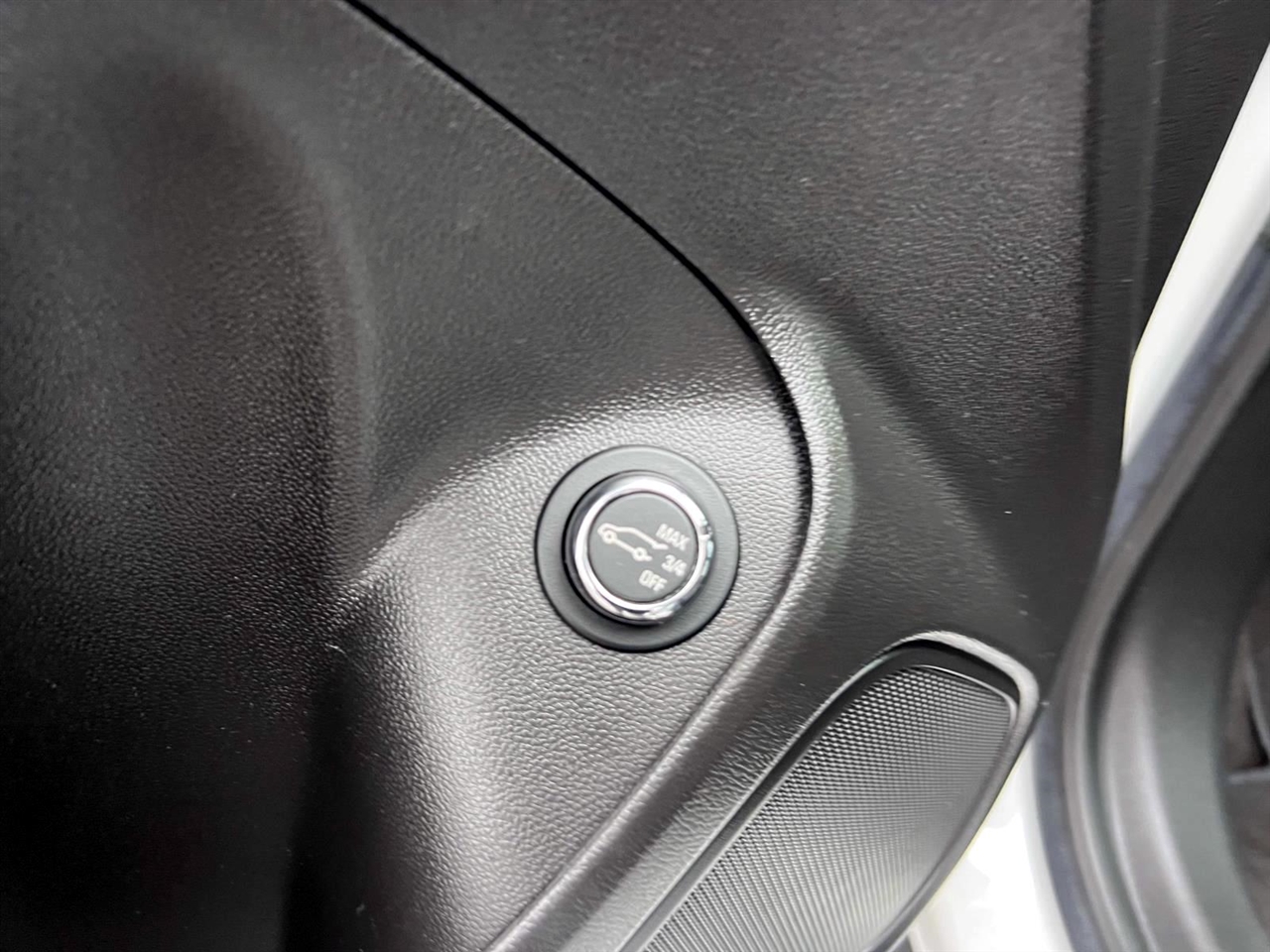 Buick Encore GX FWD 4dr Select 2022