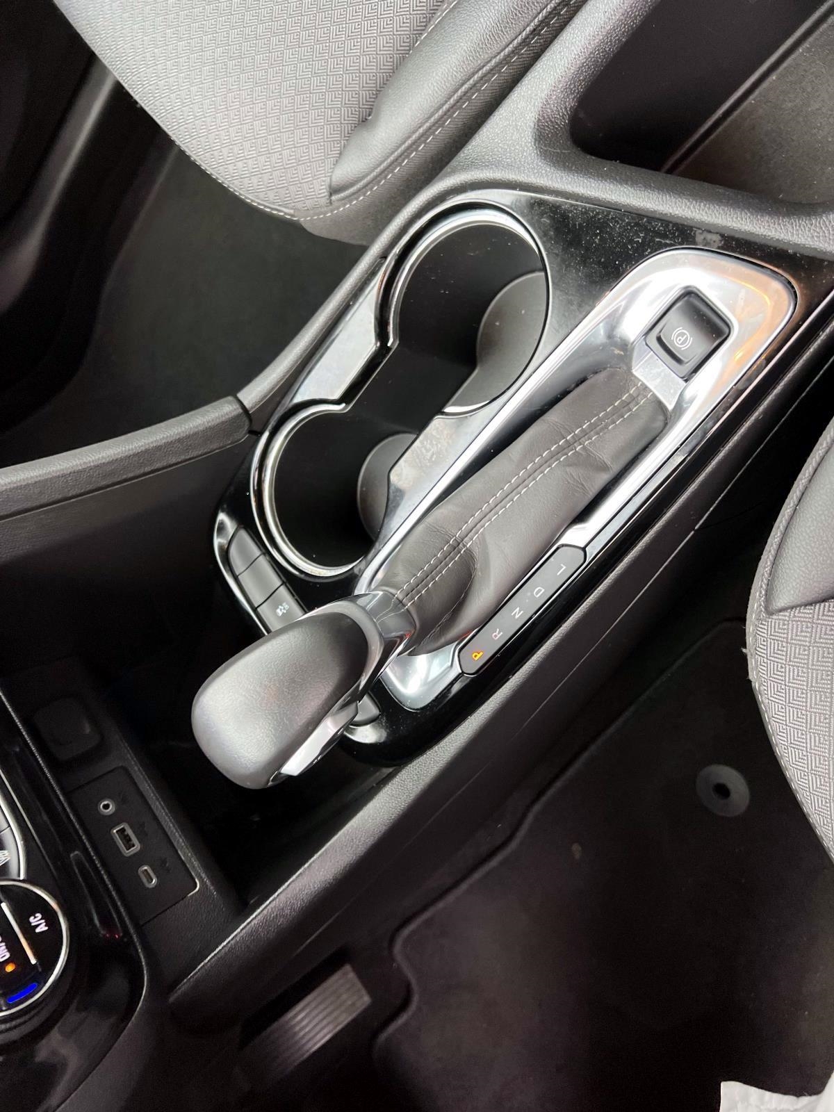 Buick Encore GX FWD 4dr Select 2022