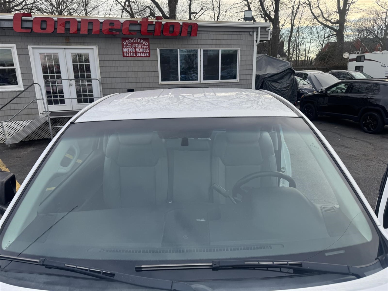 Toyota Tundra 4WD SR Reg Cab 8.1' Bed 5.7L FFV (Natl) *Ltd Avail* 2017