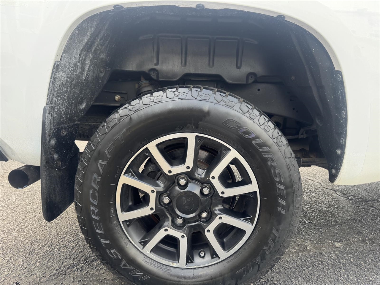 Toyota Tundra 4WD SR Reg Cab 8.1' Bed 5.7L FFV (Natl) *Ltd Avail* 2017