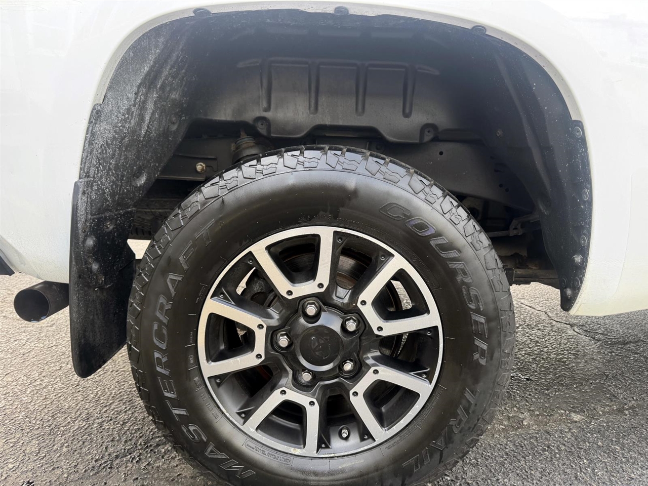 Toyota Tundra 4WD SR Reg Cab 8.1' Bed 5.7L FFV (Natl) *Ltd Avail* 2017