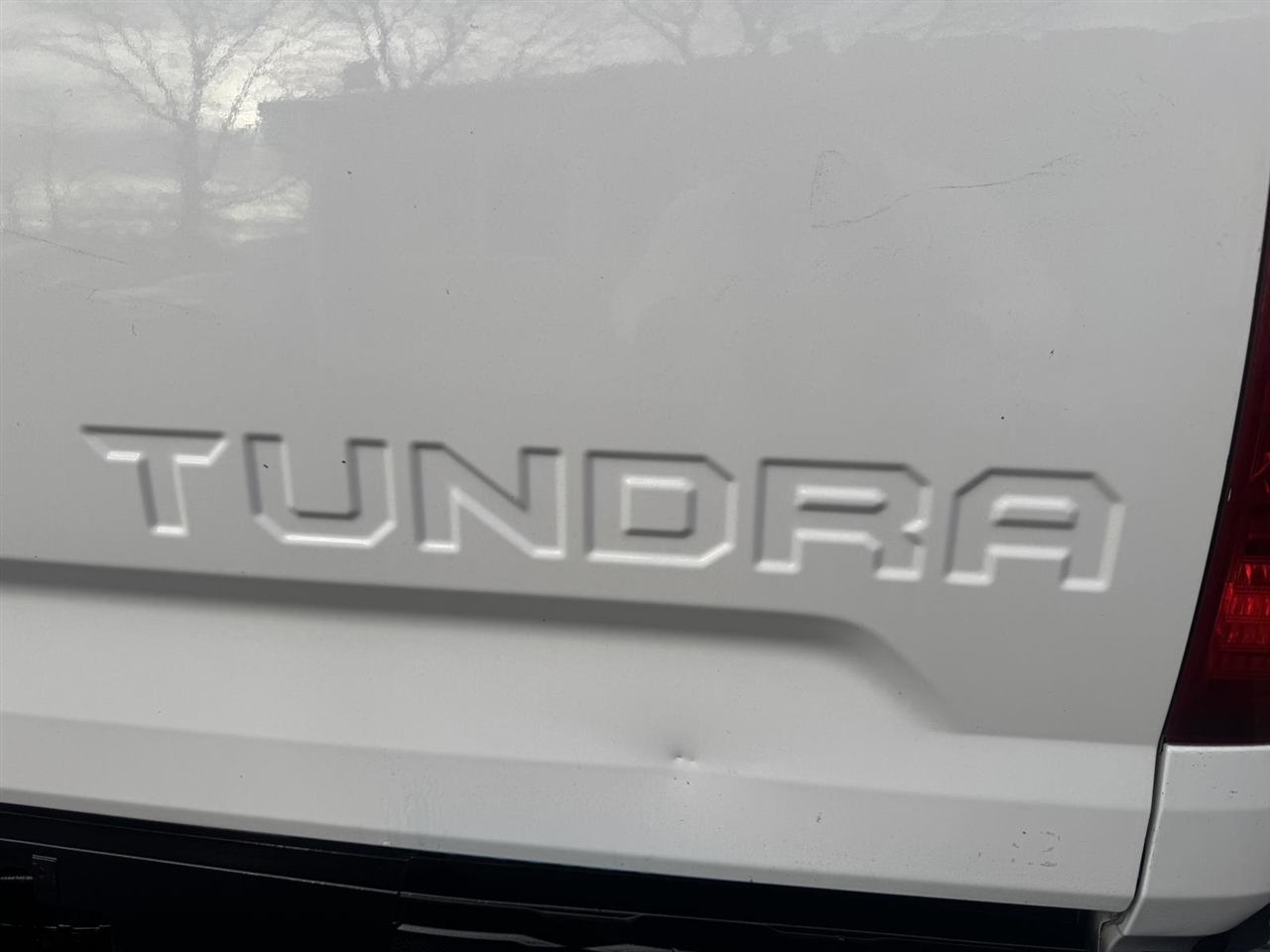 Toyota Tundra 4WD SR Reg Cab 8.1' Bed 5.7L FFV (Natl) *Ltd Avail* 2017