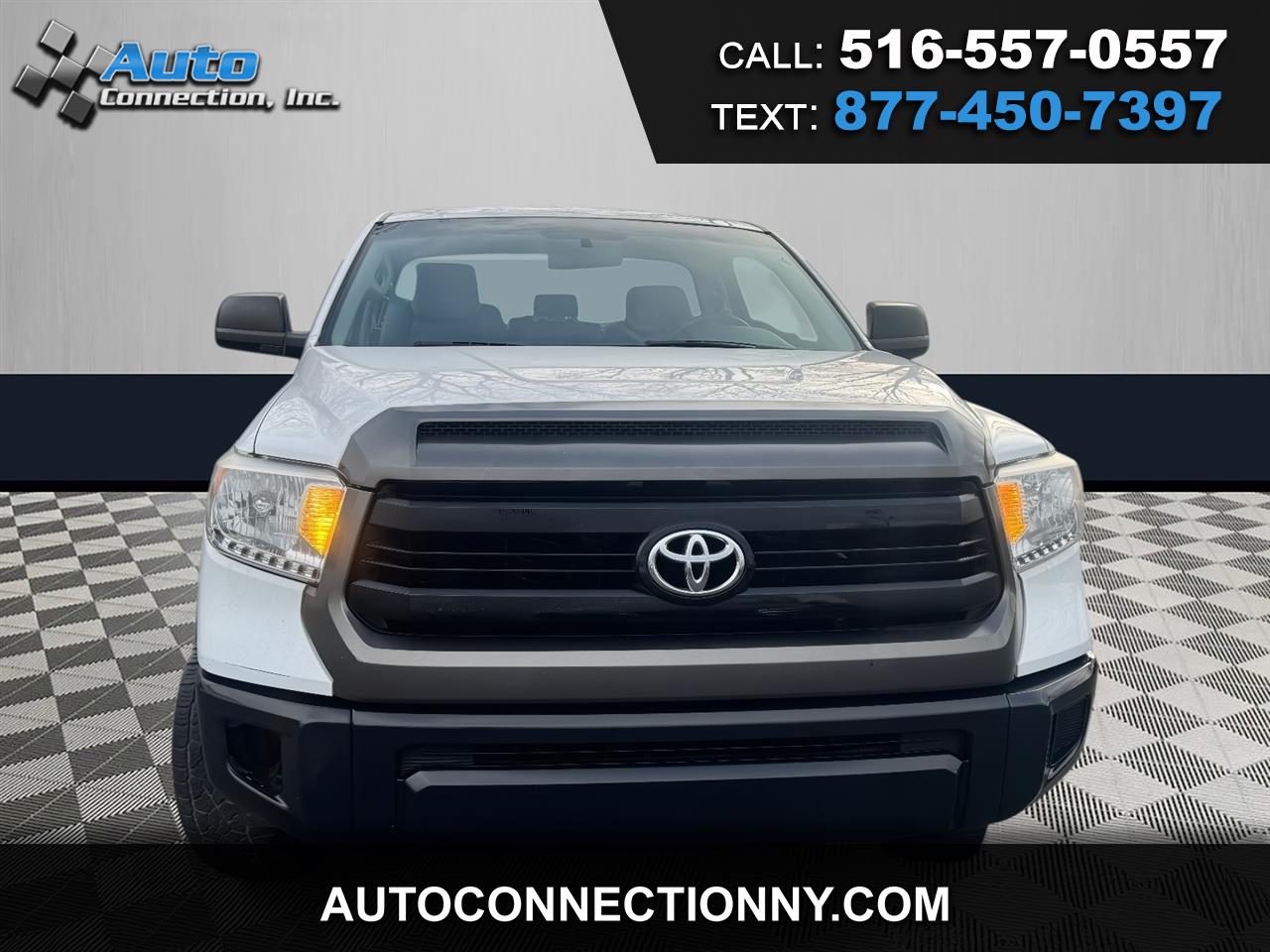 Toyota Tundra 4WD SR Reg Cab 8.1' Bed 5.7L FFV (Natl) *Ltd Avail* 2017
