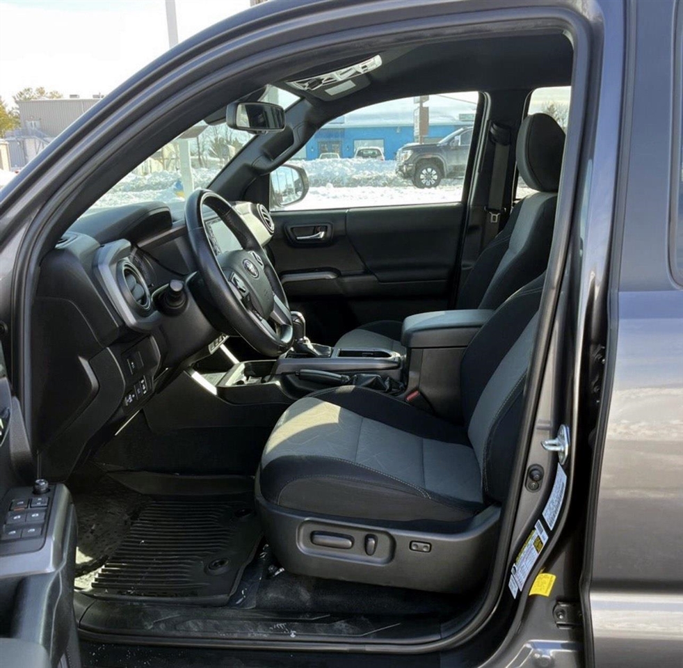 Toyota Tacoma 4WD TRD Off Road Double Cab 5' Bed V6 MT (Natl) 2023