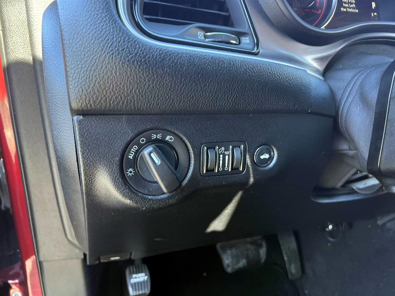 Dodge Challenger SXT RWD 2019