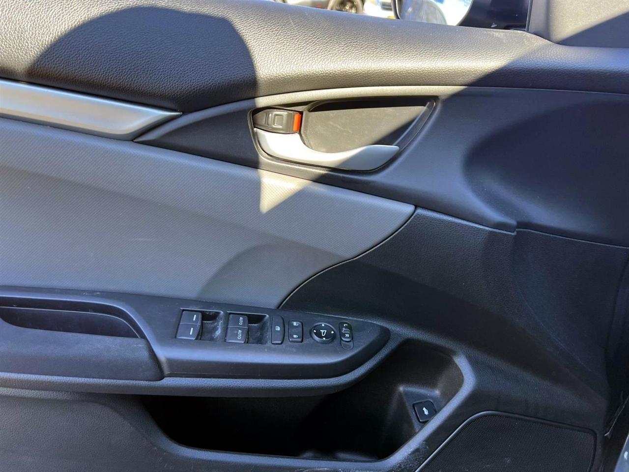 Honda Civic Sedan LX CVT 2020