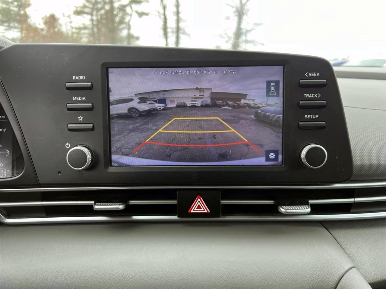 Hyundai Elantra SE IVT 2023