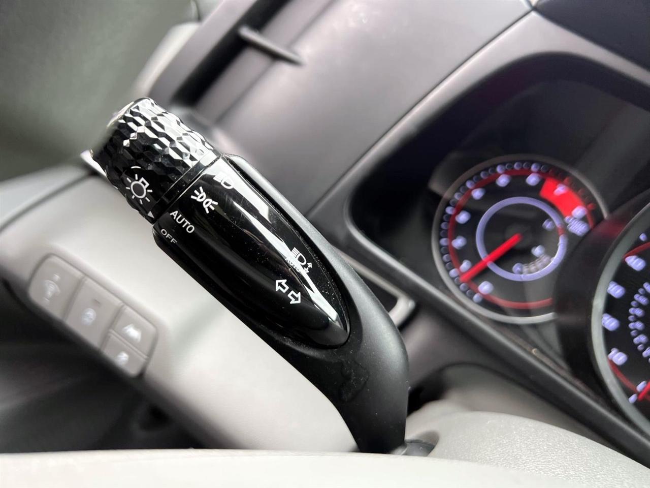 Hyundai Elantra SE IVT 2023