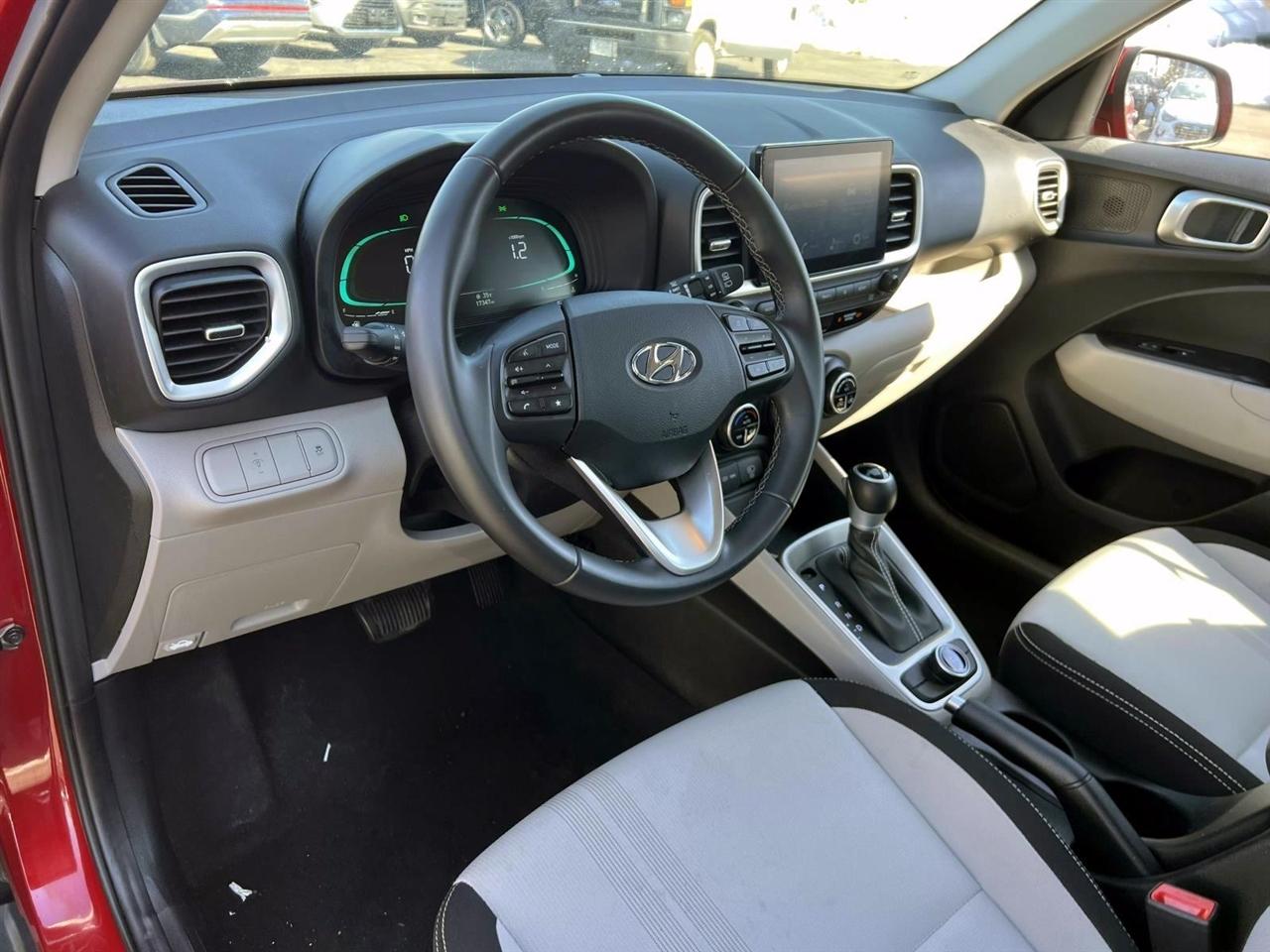 Hyundai Venue SEL IVT 2025