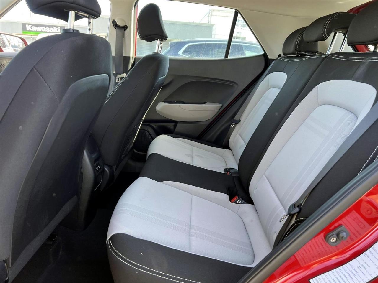 Hyundai Venue SEL IVT 2025