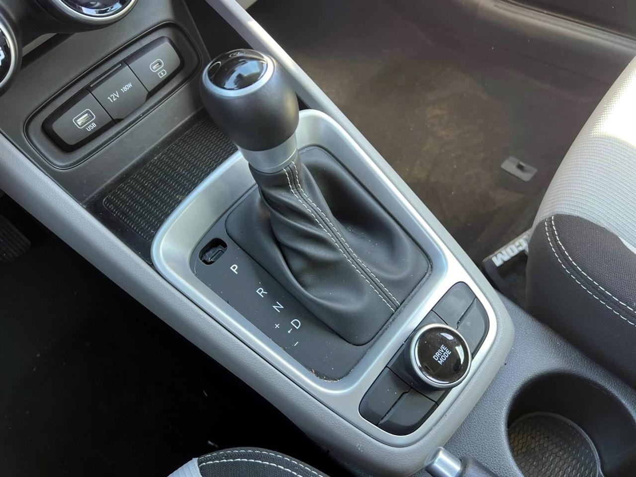 Hyundai Venue SEL IVT 2025