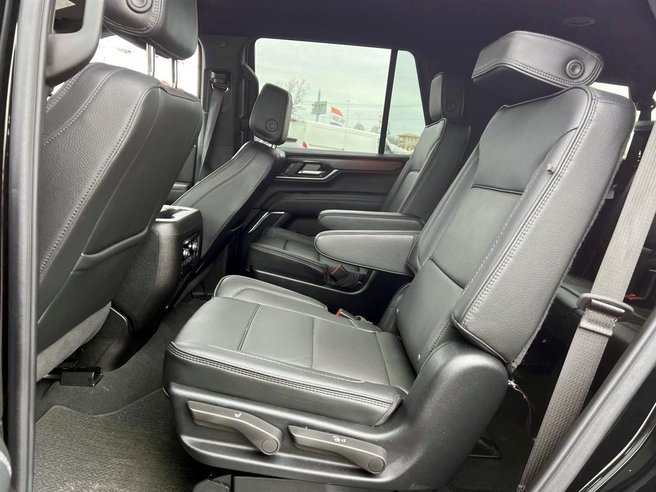 GMC Yukon 4WD 4dr Denali 2025