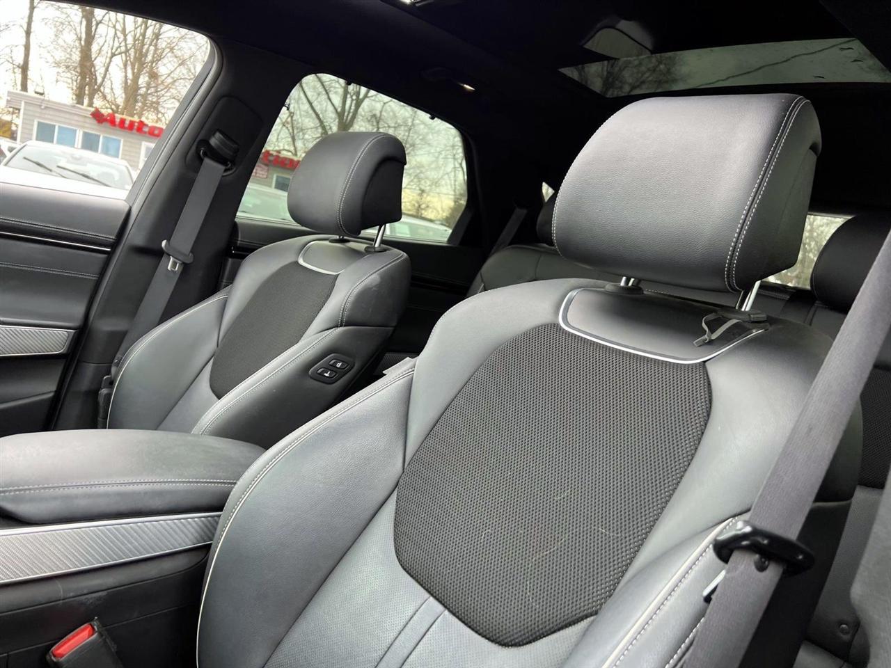 Genesis GV70 2.5T AWD 2023