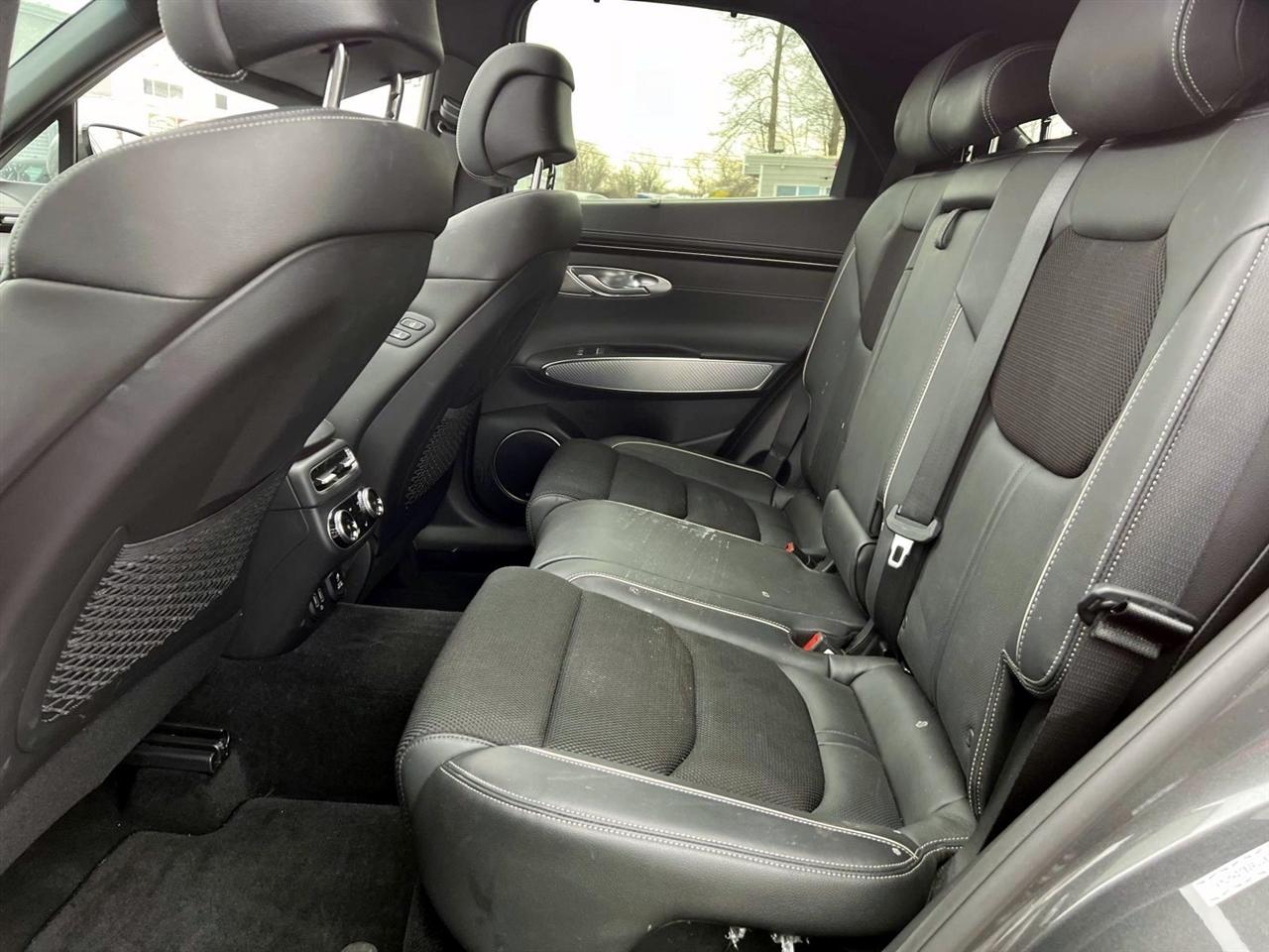 Genesis GV70 2.5T AWD 2023