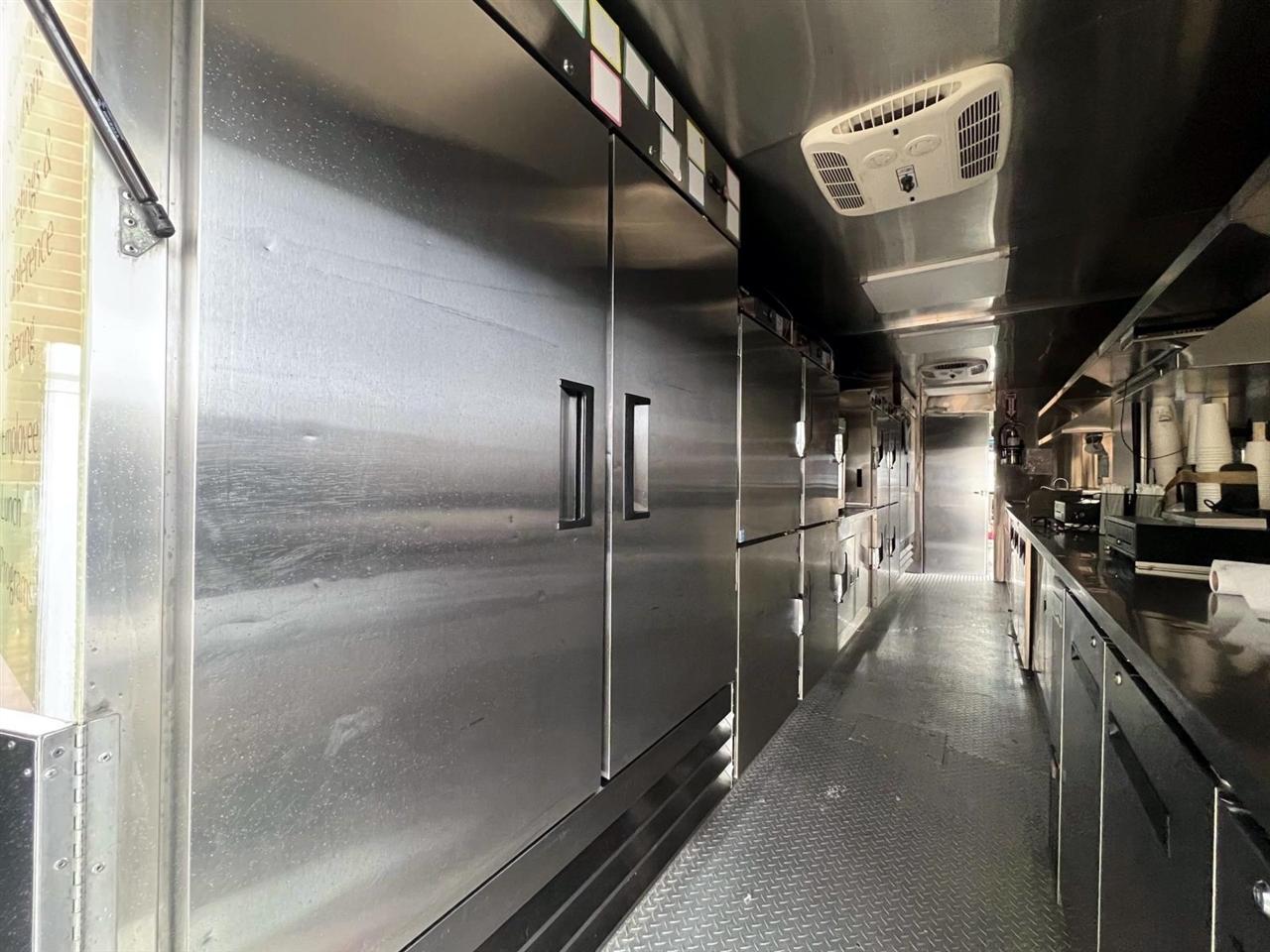 Ford F-59 Commercial Stripped Chassis 158" WB 2022