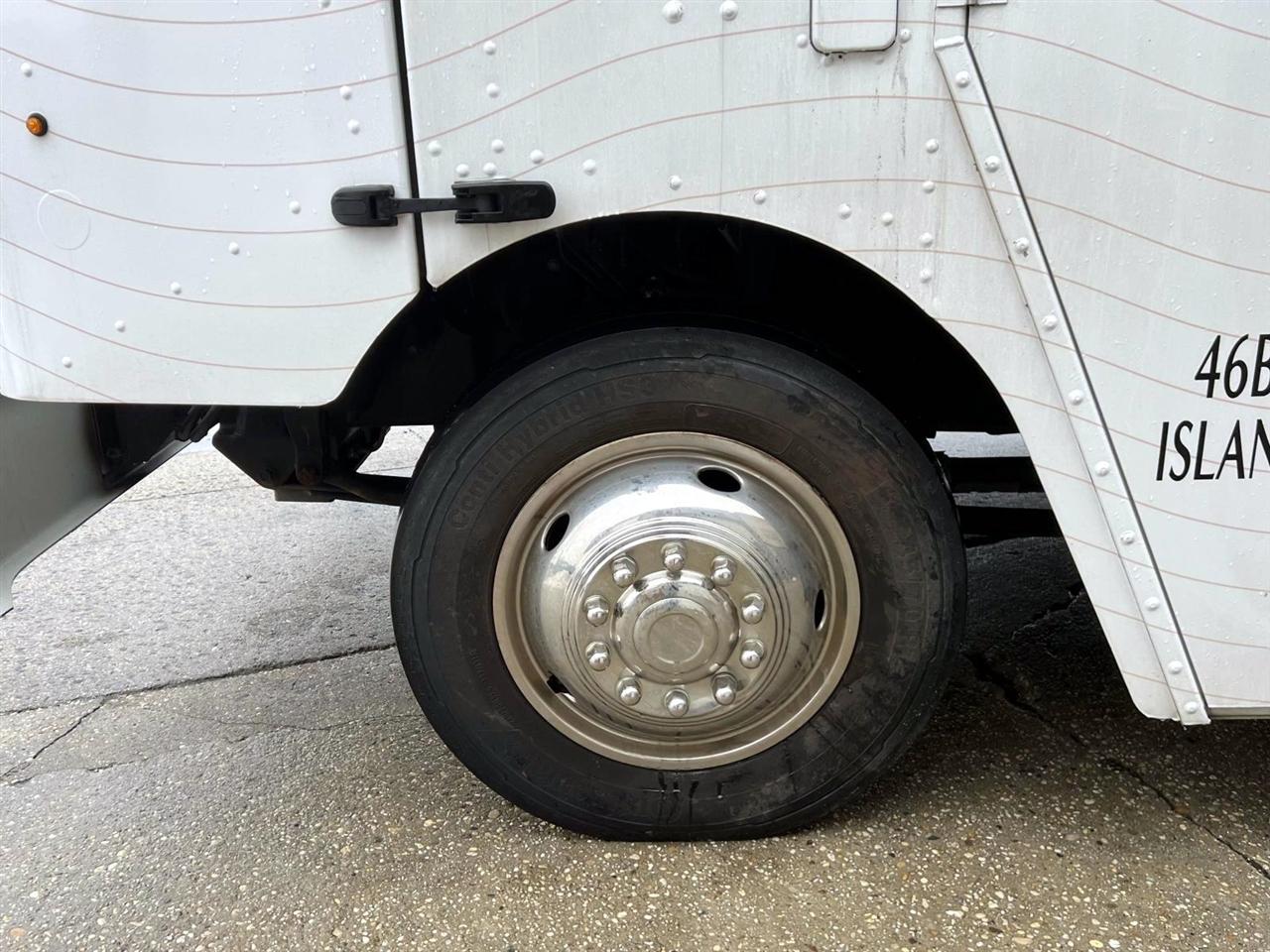 Ford F-59 Commercial Stripped Chassis 158" WB 2022