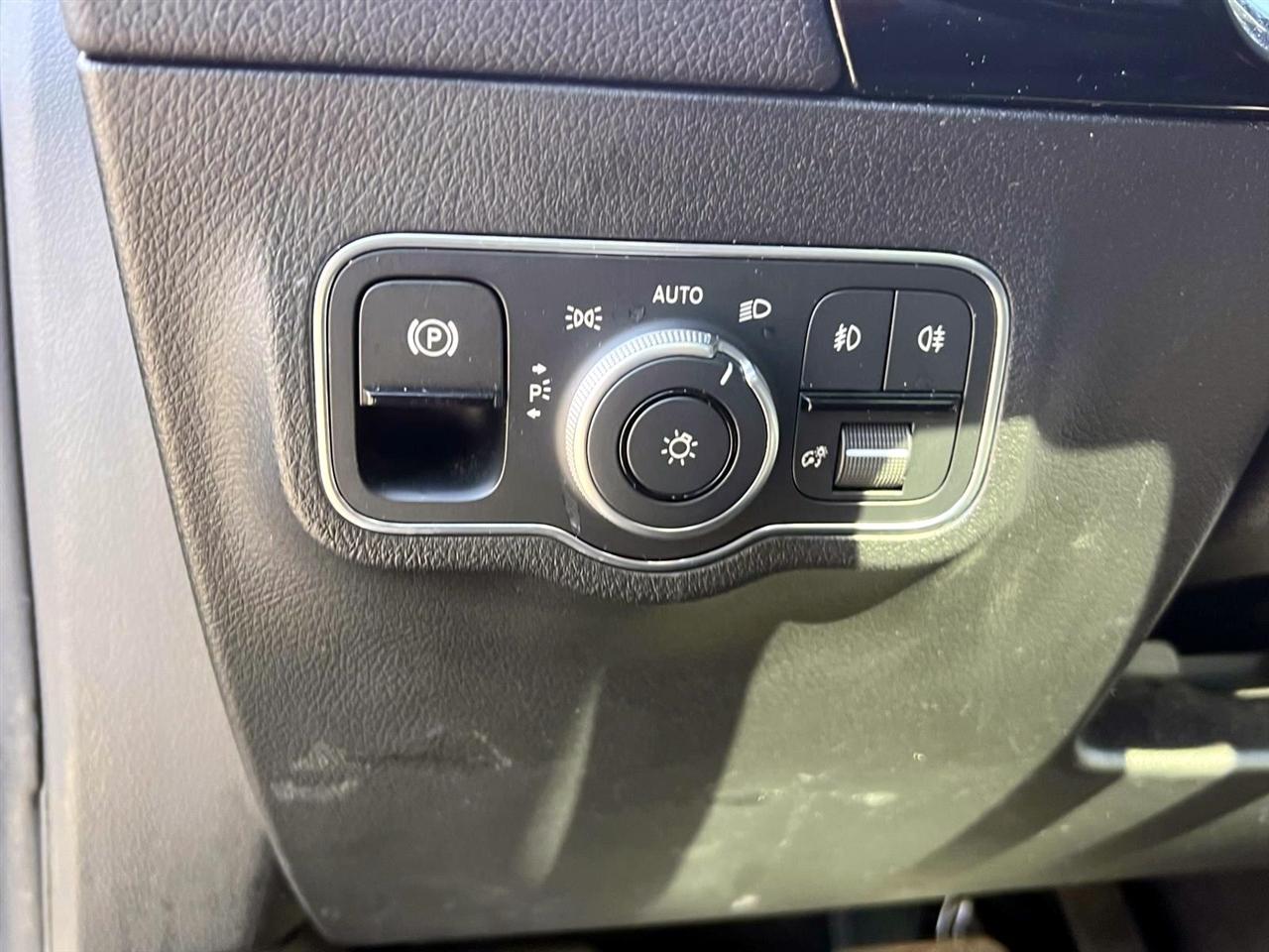 Mercedes-Benz GLA GLA 250 4MATIC SUV 2022