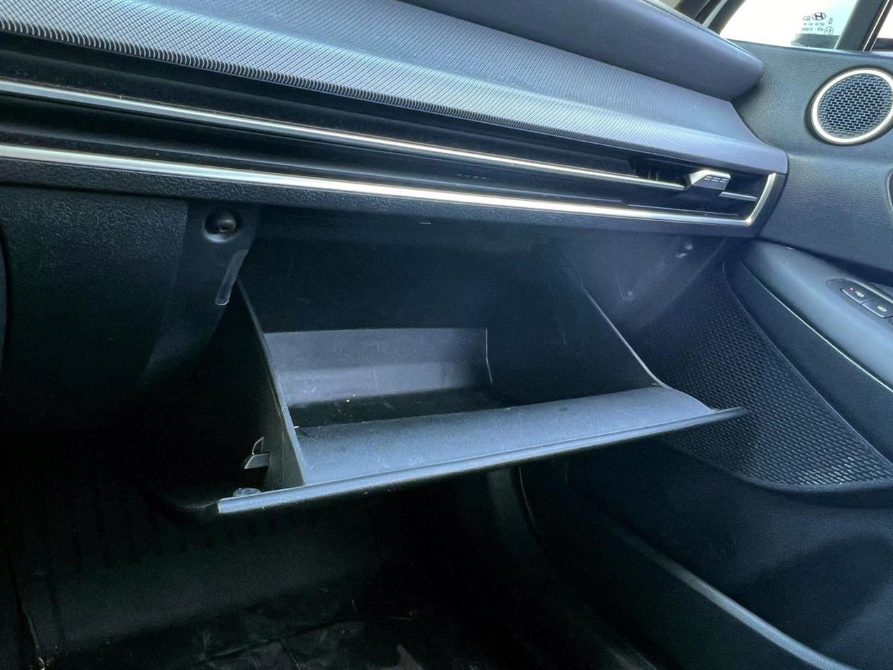 Hyundai Sonata SEL 2.5L FWD 2024