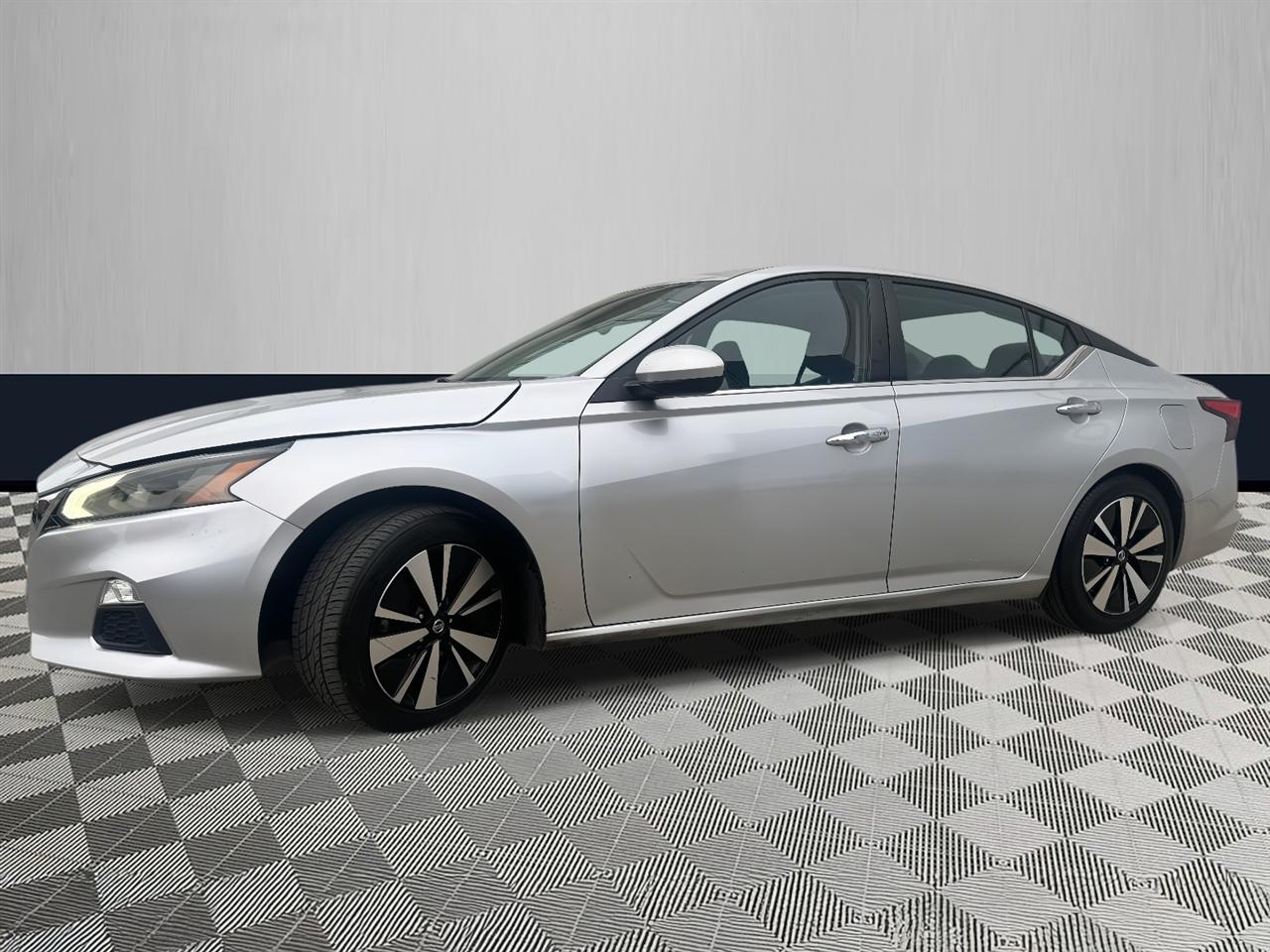 2022 Nissan Altima SV