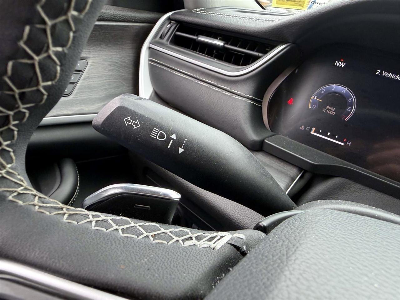 Jeep Grand Cherokee Limited 4x4 2023