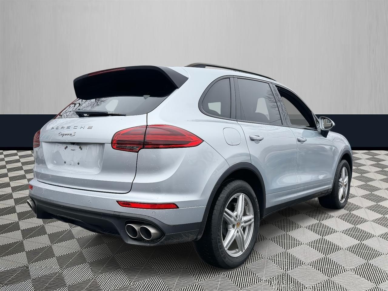 Porsche Cayenne S AWD 2017