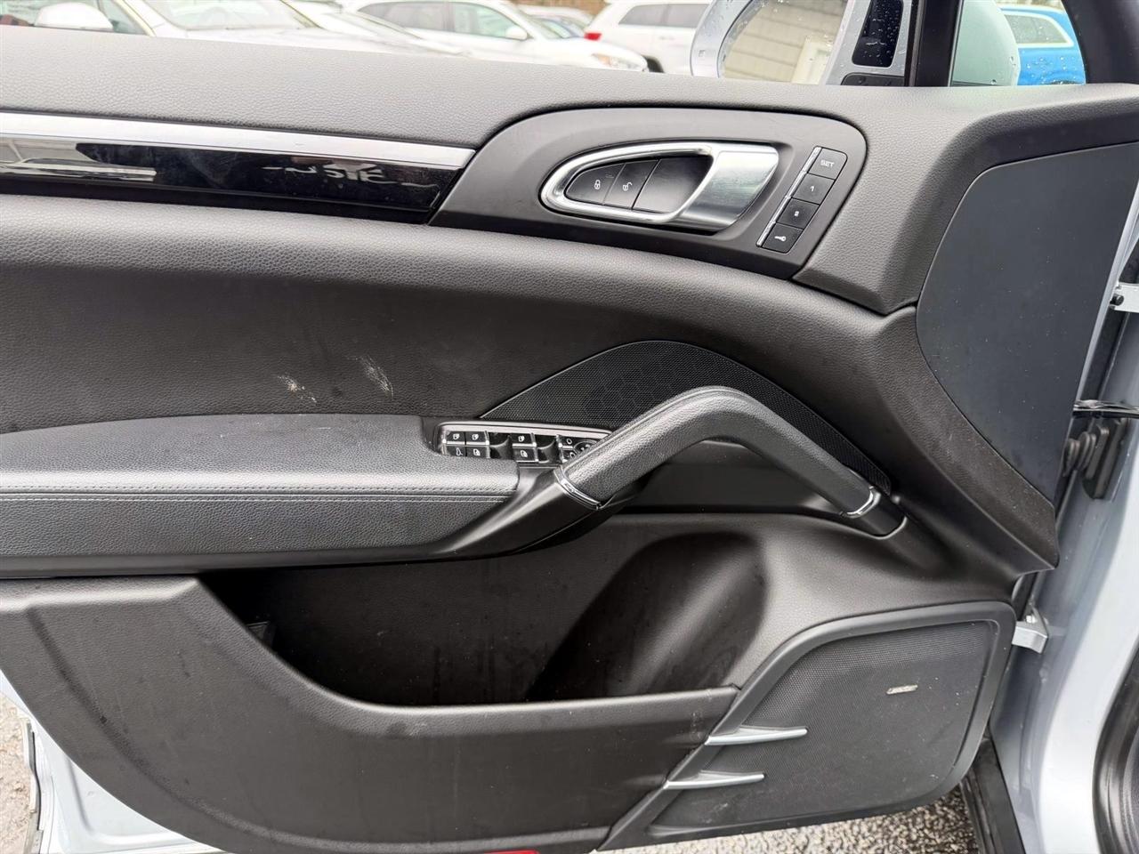 Porsche Cayenne S AWD 2017