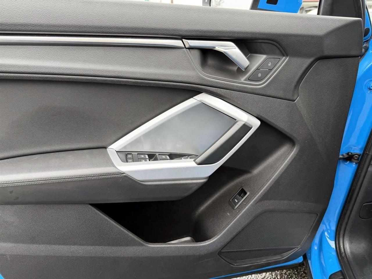 Audi Q3 S line Premium 45 TFSI quattro 2022