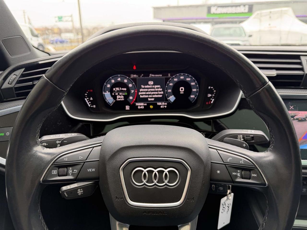 Audi Q3 S line Premium 45 TFSI quattro 2022