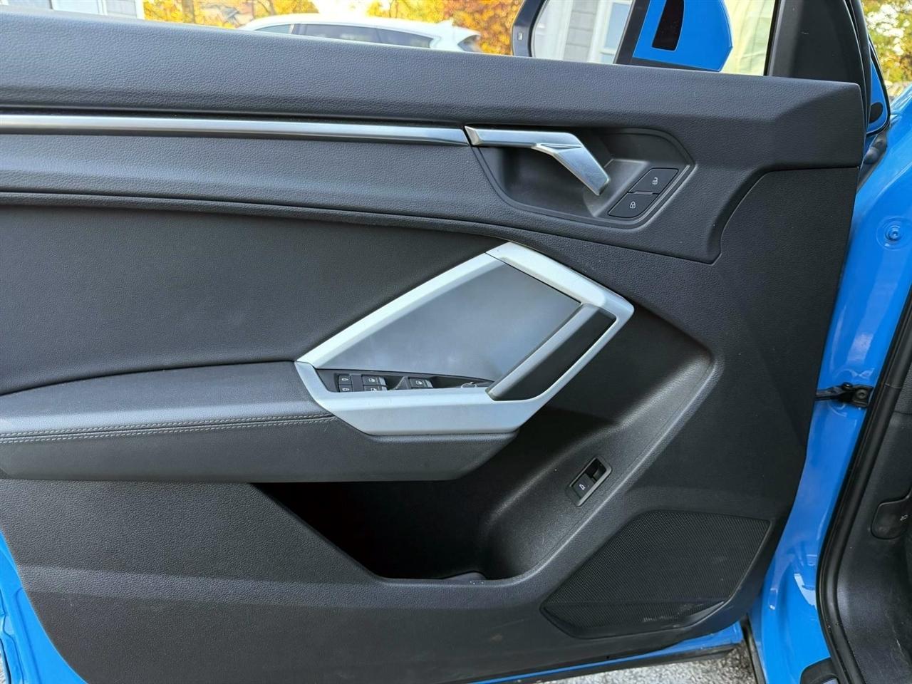 Audi Q3 S line Premium 45 TFSI quattro 2022