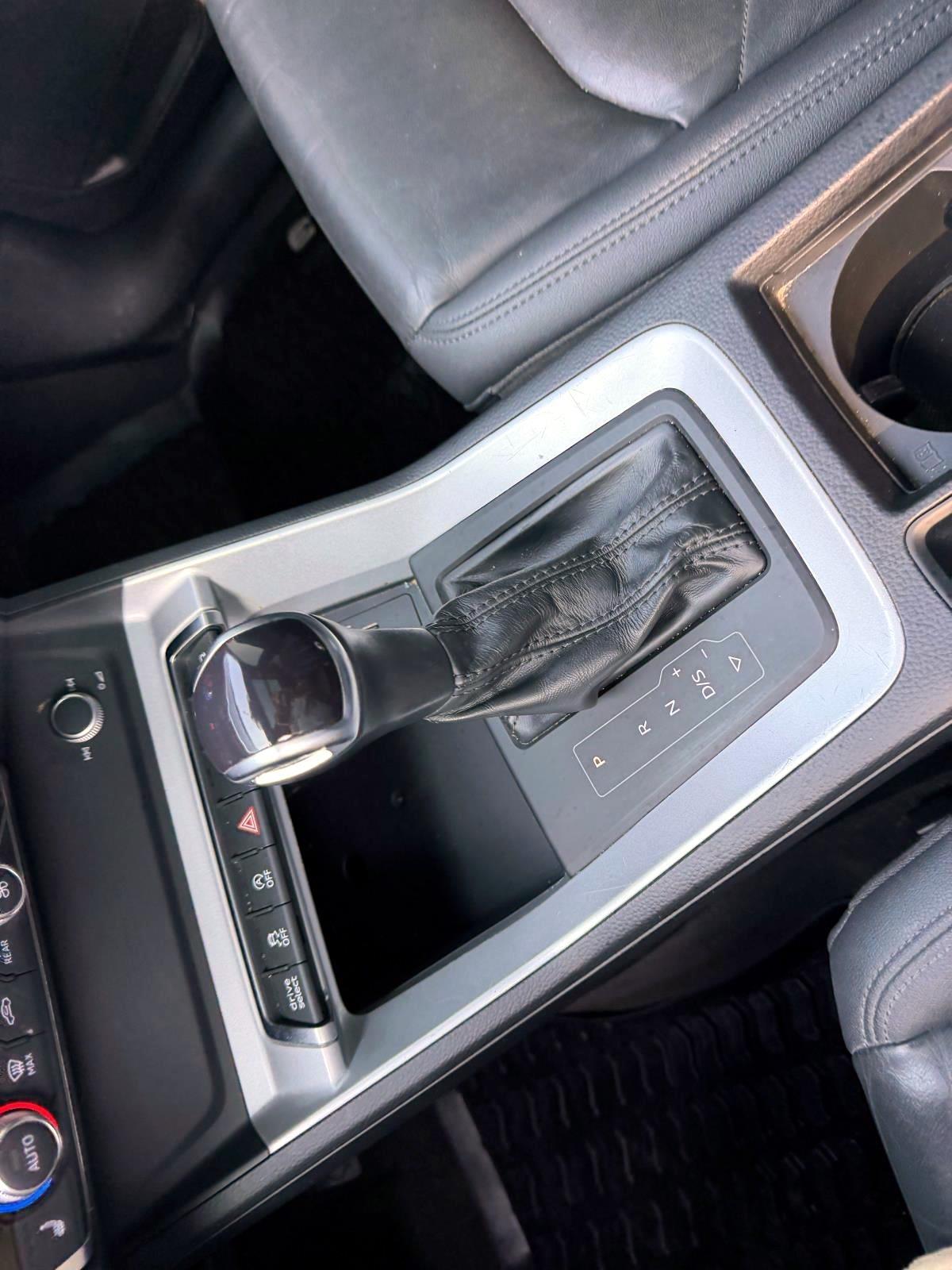 Audi Q3 S line Premium 45 TFSI quattro 2022