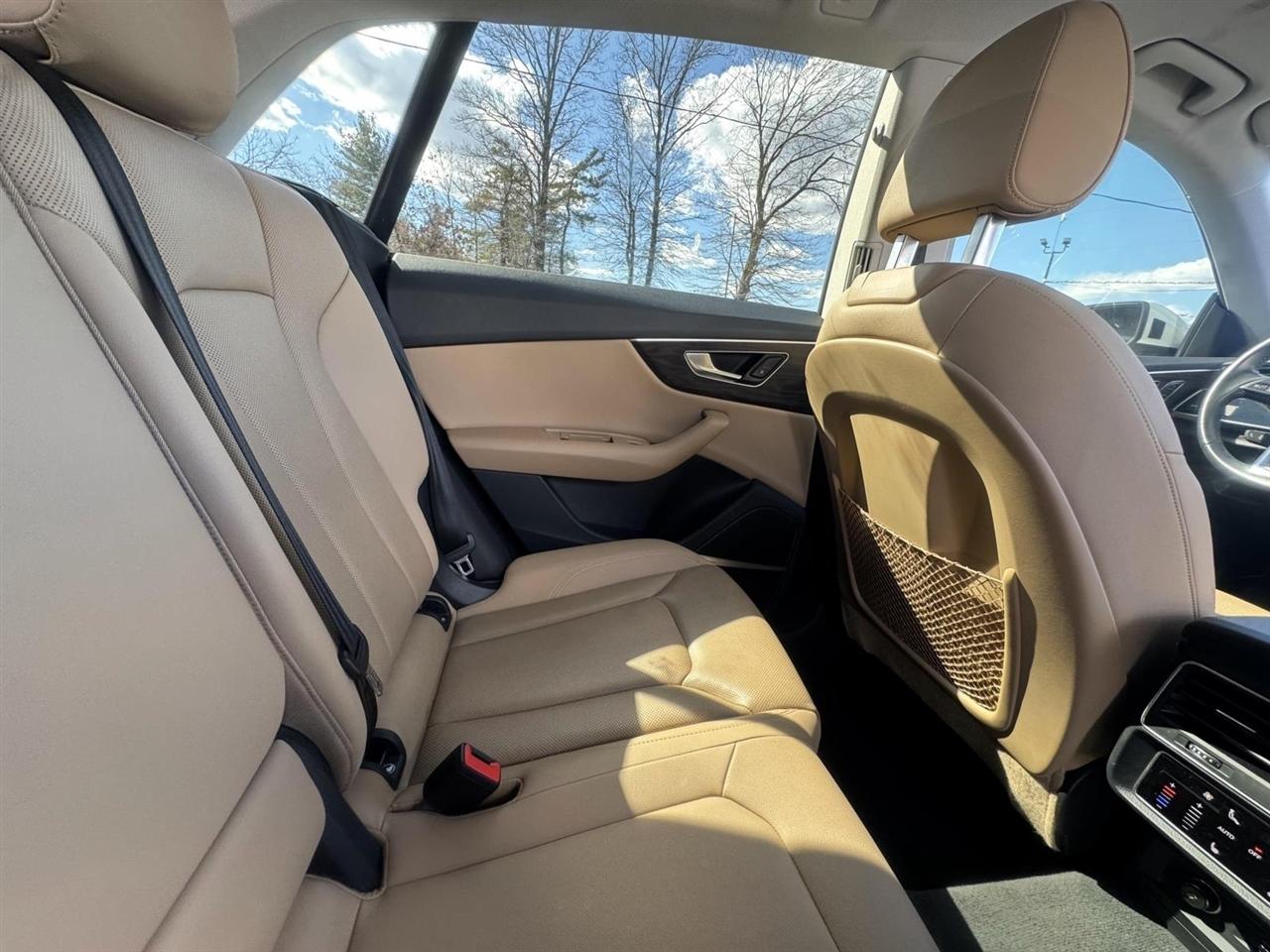 Audi Q8 Premium Plus 55 TFSI quattro 2019