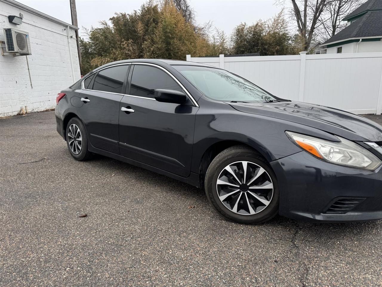 Nissan Altima 2.5 S Sedan 2017