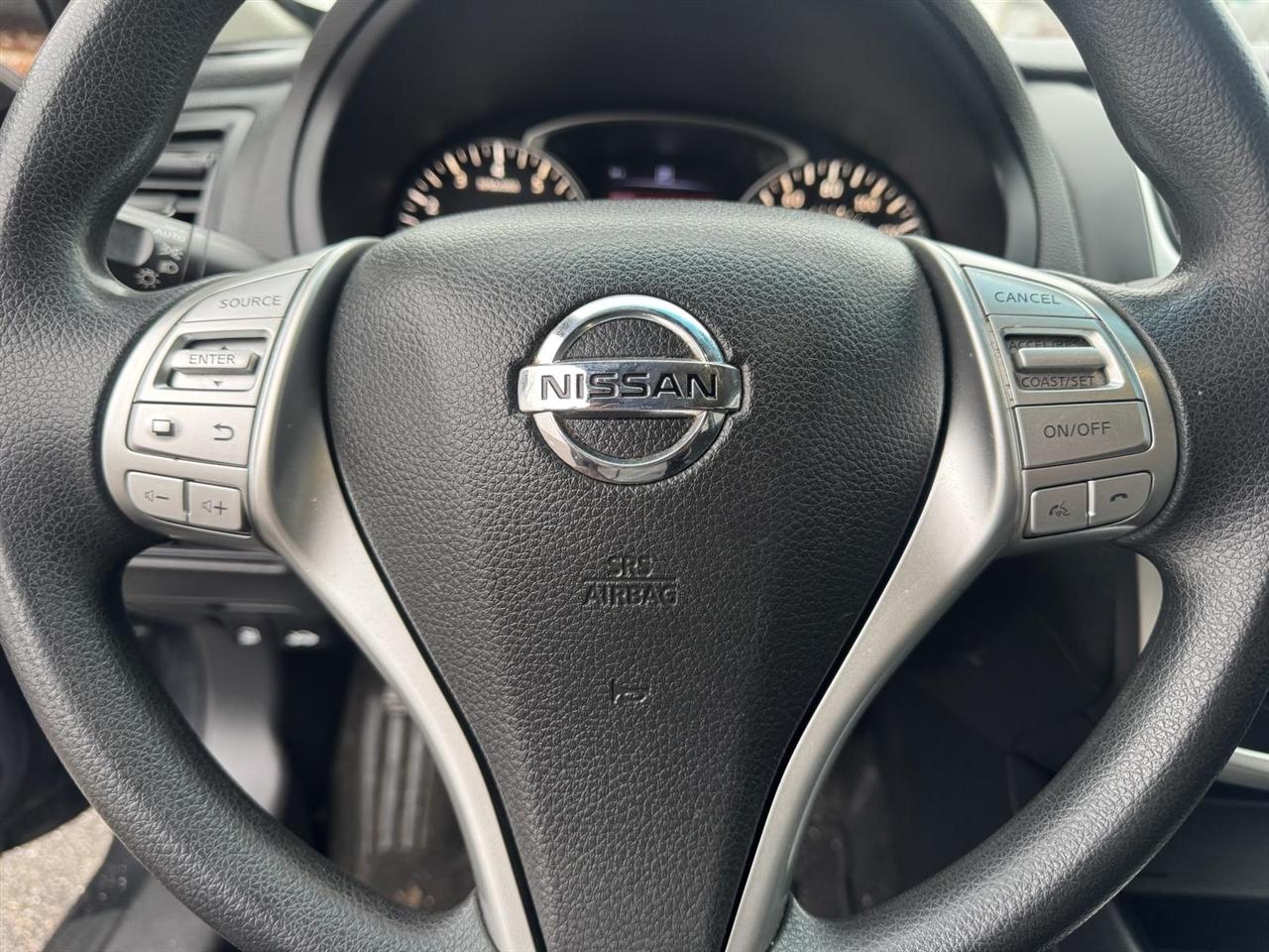 Nissan Altima 2.5 S Sedan 2017