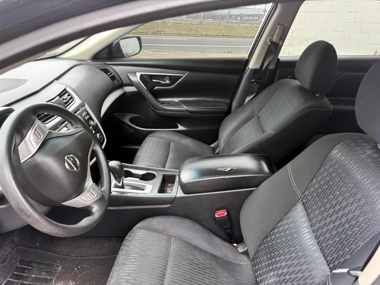 Nissan Altima 2.5 S Sedan 2017