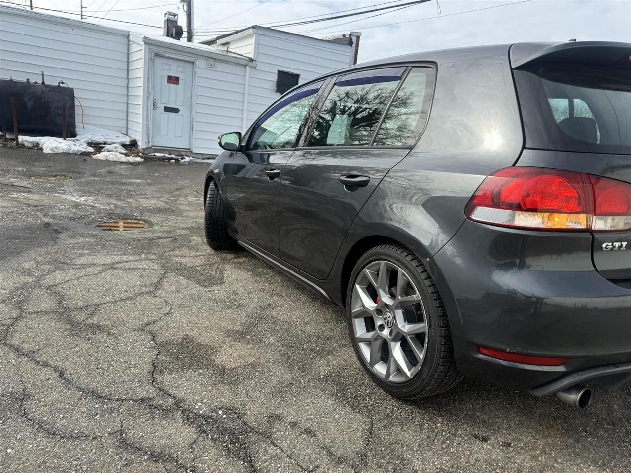 Volkswagen GTI 4dr HB Man Driver's Edition PZEV 2014