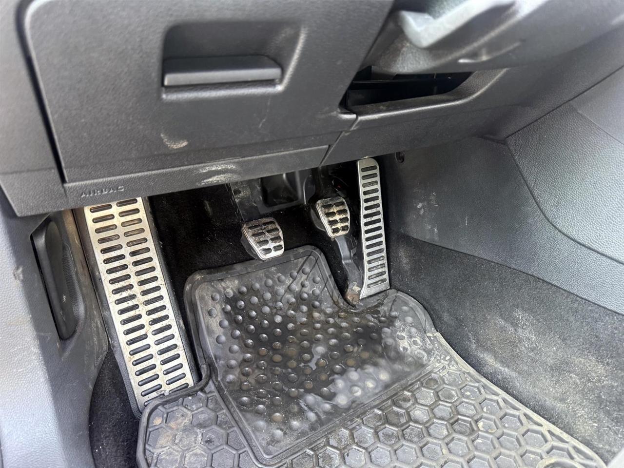 Volkswagen GTI 4dr HB Man Driver's Edition PZEV 2014