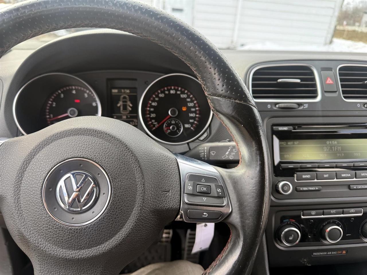 Volkswagen GTI 4dr HB Man Driver's Edition PZEV 2014