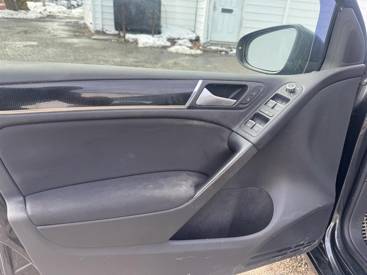 Volkswagen GTI 4dr HB Man Driver's Edition PZEV 2014