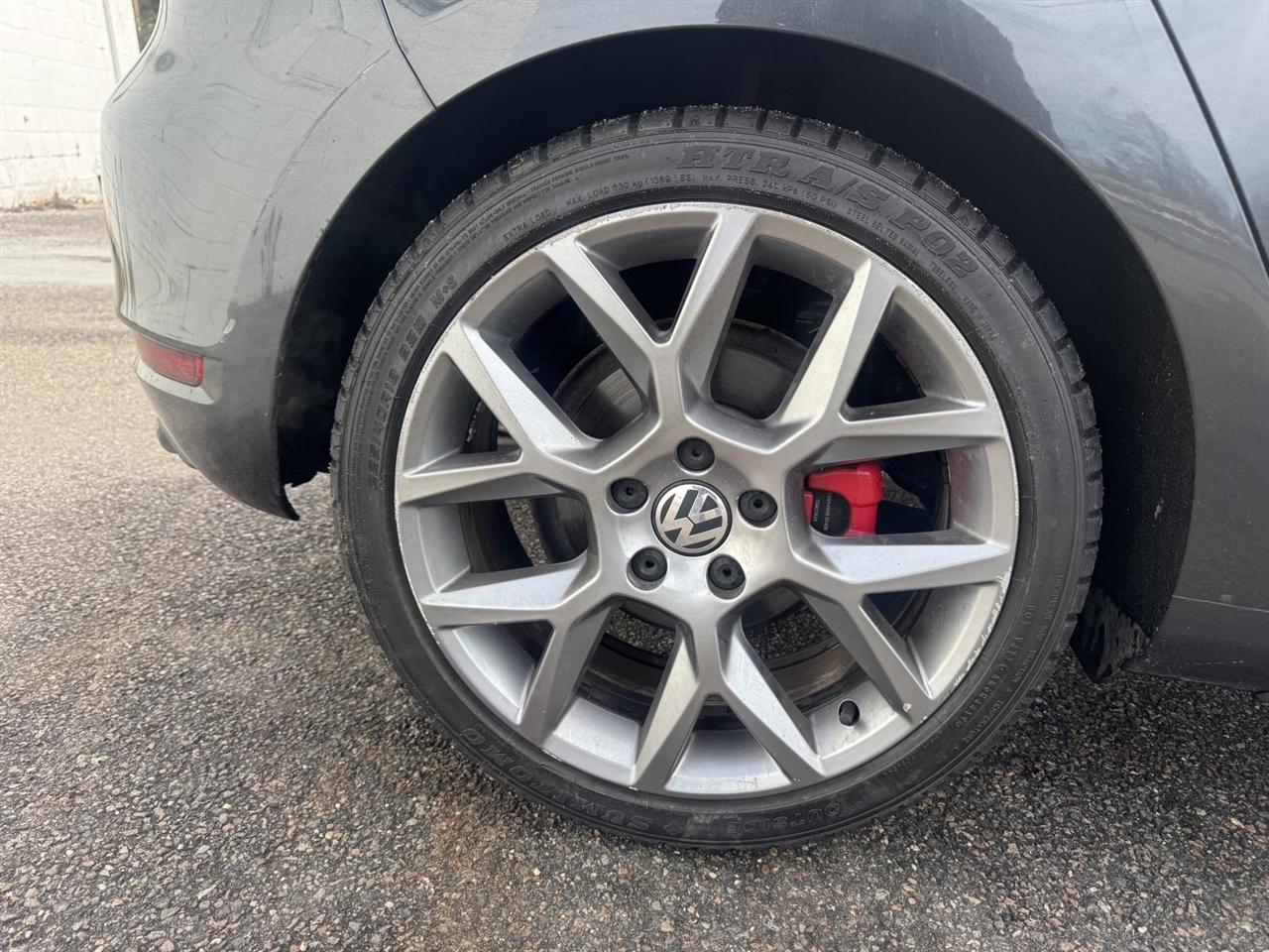 Volkswagen GTI 4dr HB Man Driver's Edition PZEV 2014