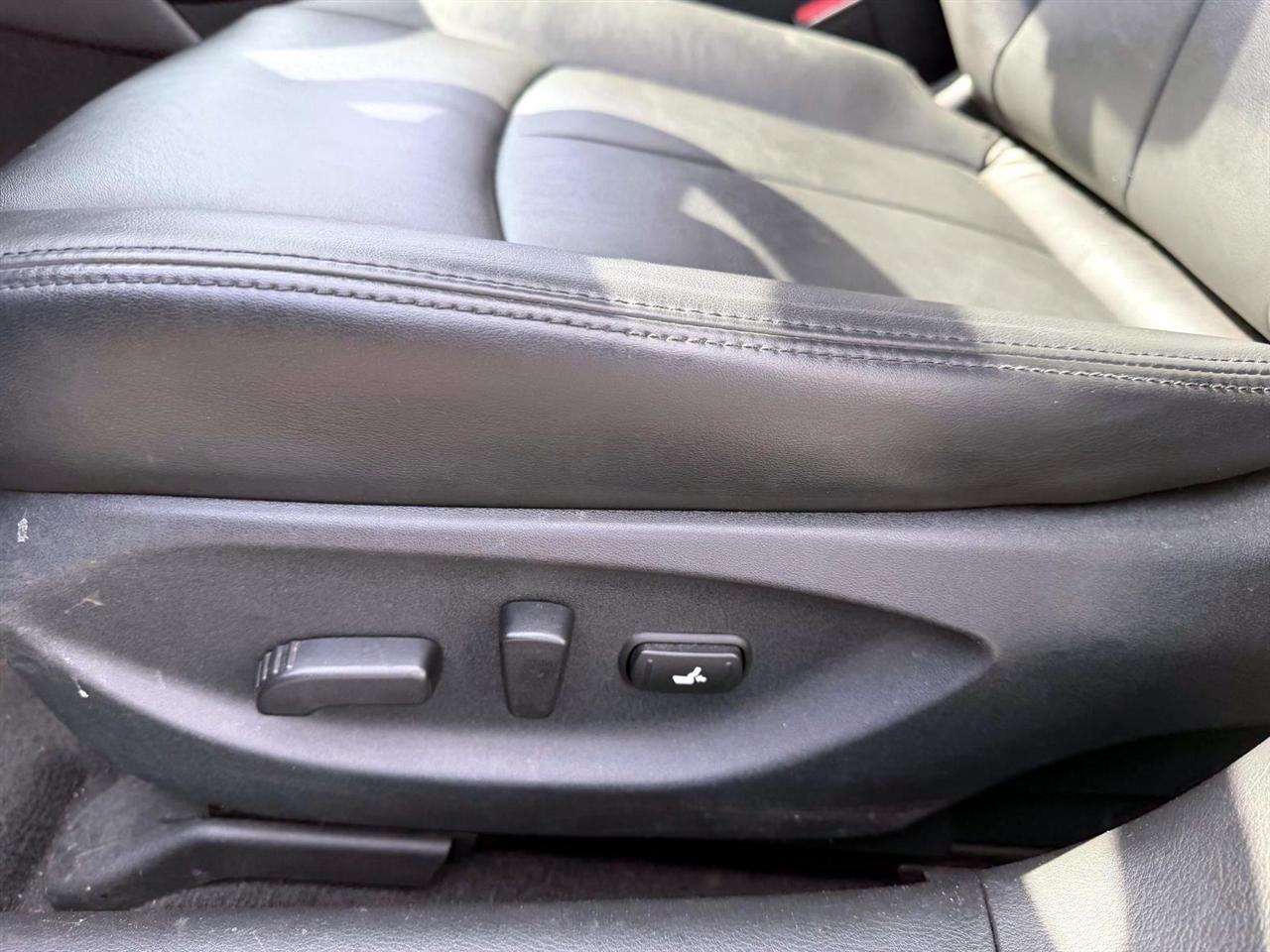 Infiniti Q50 3.0t LUXE AWD 2018