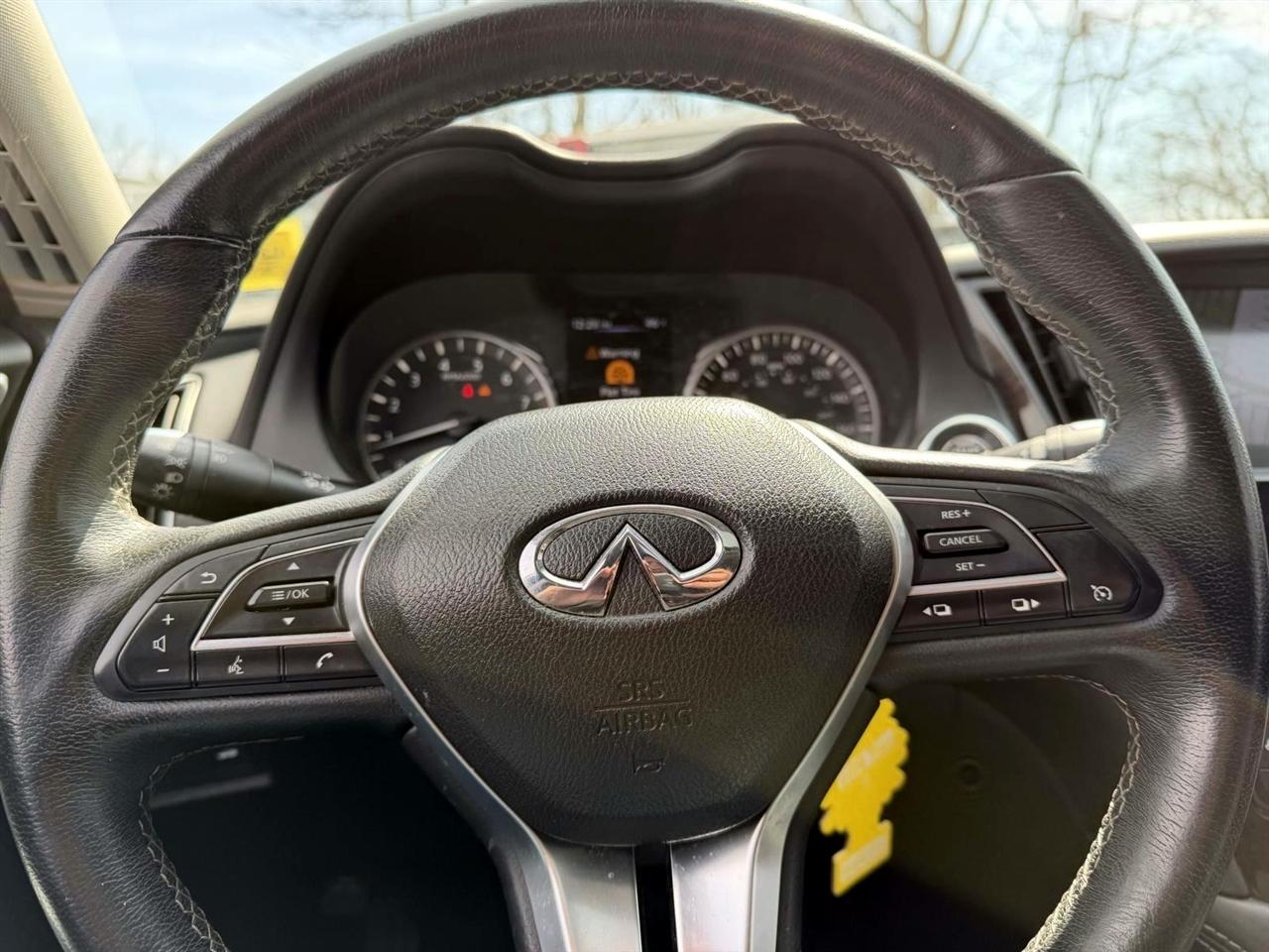 Infiniti Q50 3.0t LUXE AWD 2018